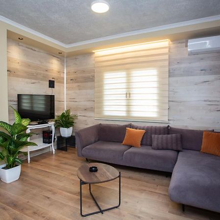 David Center Apartment Tiranë Ngoại thất bức ảnh